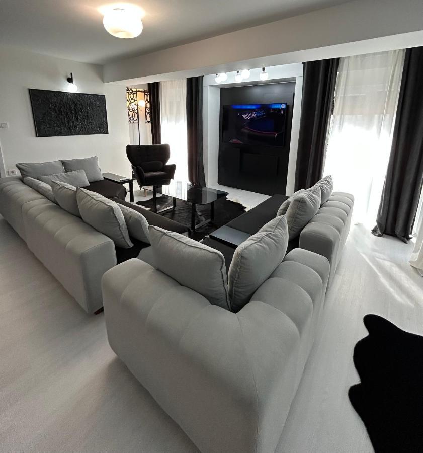 Sandev Apartments Black&White Štip 외부 사진
