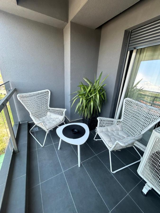Sandev Apartments Black&White Štip 외부 사진